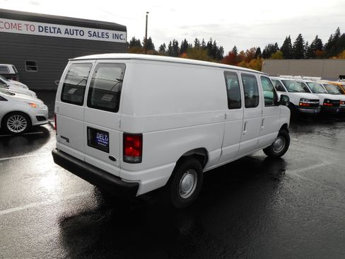 Used 1998 Ford E-150 and Econoline 150 image 8