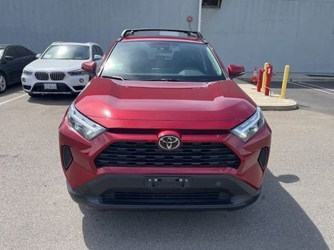 Used 2024 Toyota RAV4 XLE w/ Convenience Package image 2