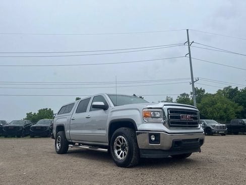 Used 2015 GMC Sierra 1500 SLE w/ SLE Value Package AWD/4WD image 7