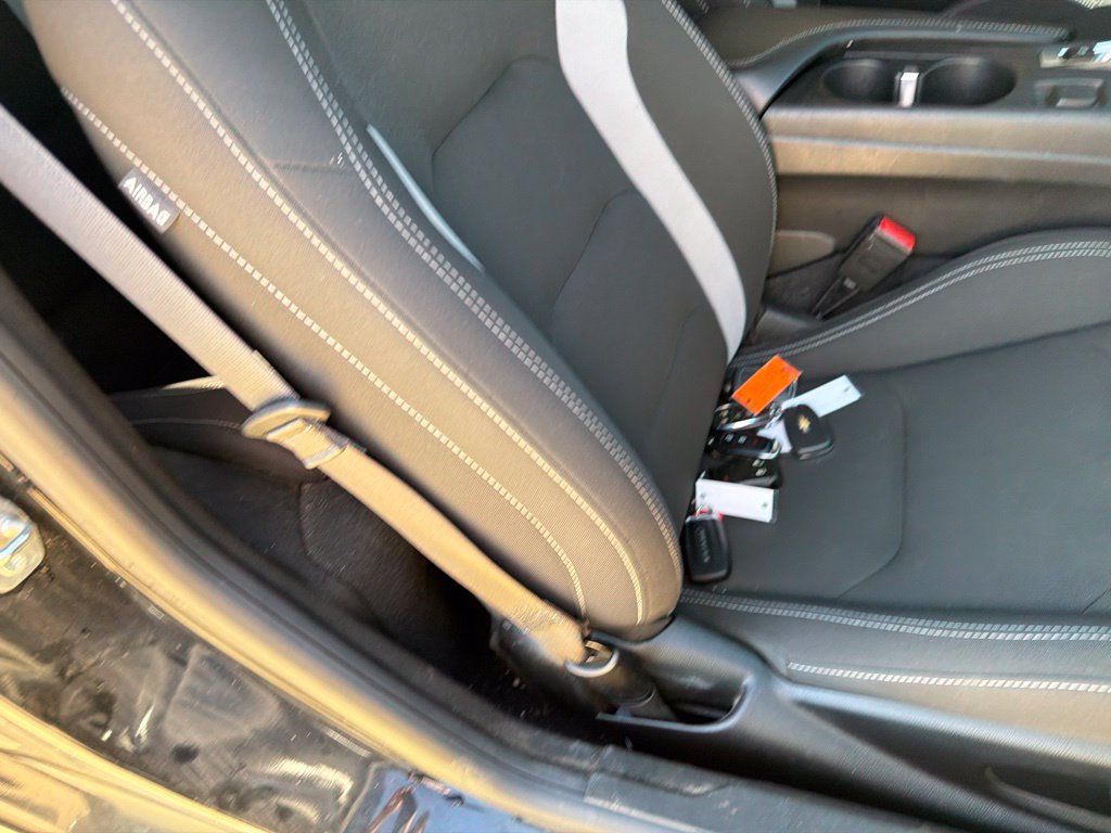 Used 2022 Chevrolet Camaro LT RWD image 12