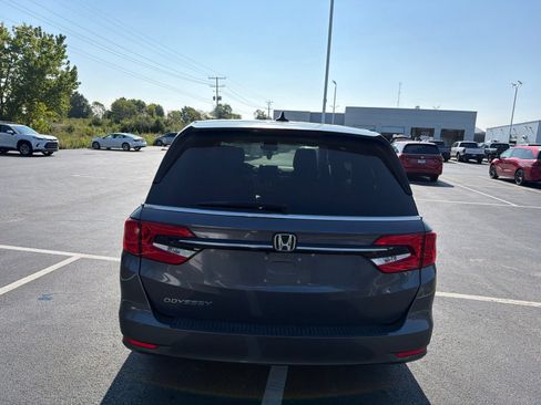 Used 2024 Honda Odyssey EX-L image 5