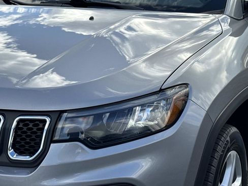 Used 2023 Jeep Compass Sport image 28