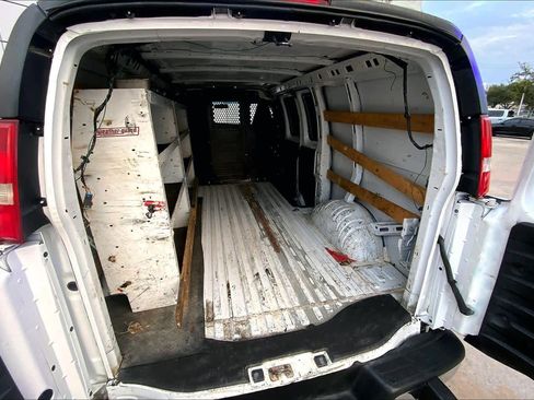 Used 2020 Chevrolet Express 2500 w/ Driver Convenience Package image 20