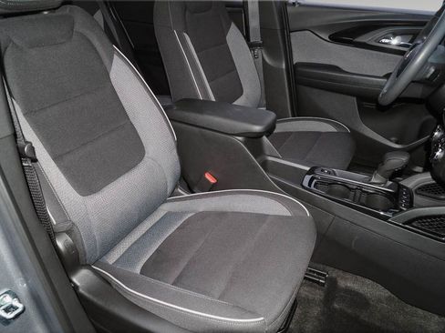 Certified 2023 Chevrolet TrailBlazer LT w/ Convenience Package AWD/4WD image 27