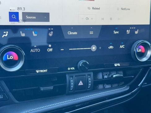 Used 2025 Lexus NX 450h+ AWD w/ Accessory Package (Z1) image 17