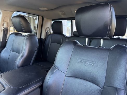 Used 2017 RAM 1500 Laramie image 13