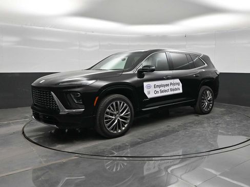 New 2026 Buick Enclave Avenir w/ Super Cruise Package AWD/4WD image 4