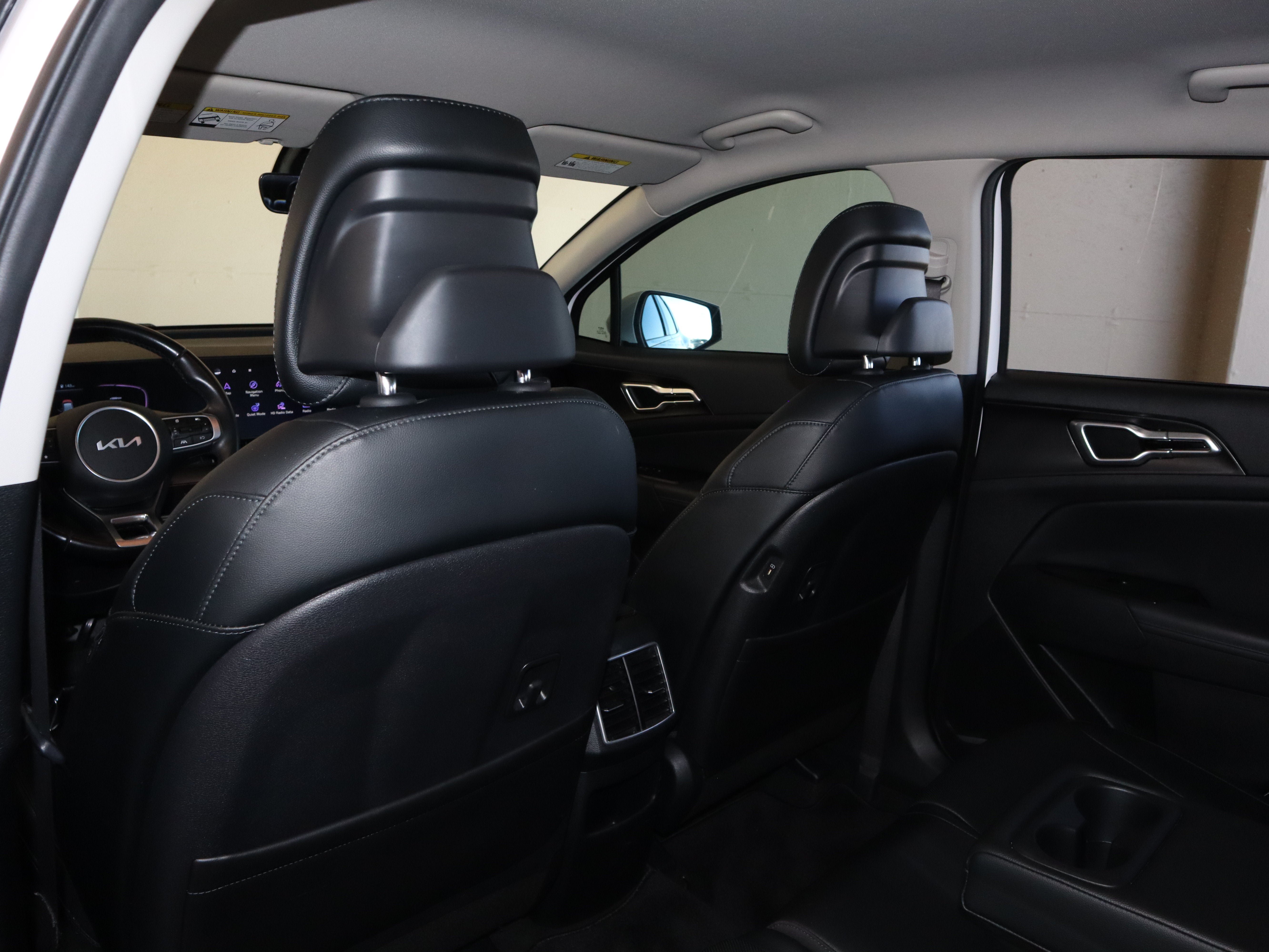 Used 2023 Kia Sportage EX FWD image 33