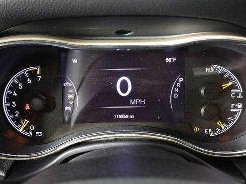 Used 2017 Jeep Grand Cherokee Limited AWD/4WD image 11