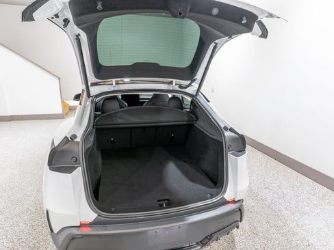 Used 2026 Tesla Model Y Performance AWD/4WD image 25