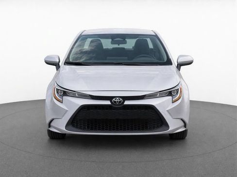 Used 2020 Toyota Corolla LE FWD image 5
