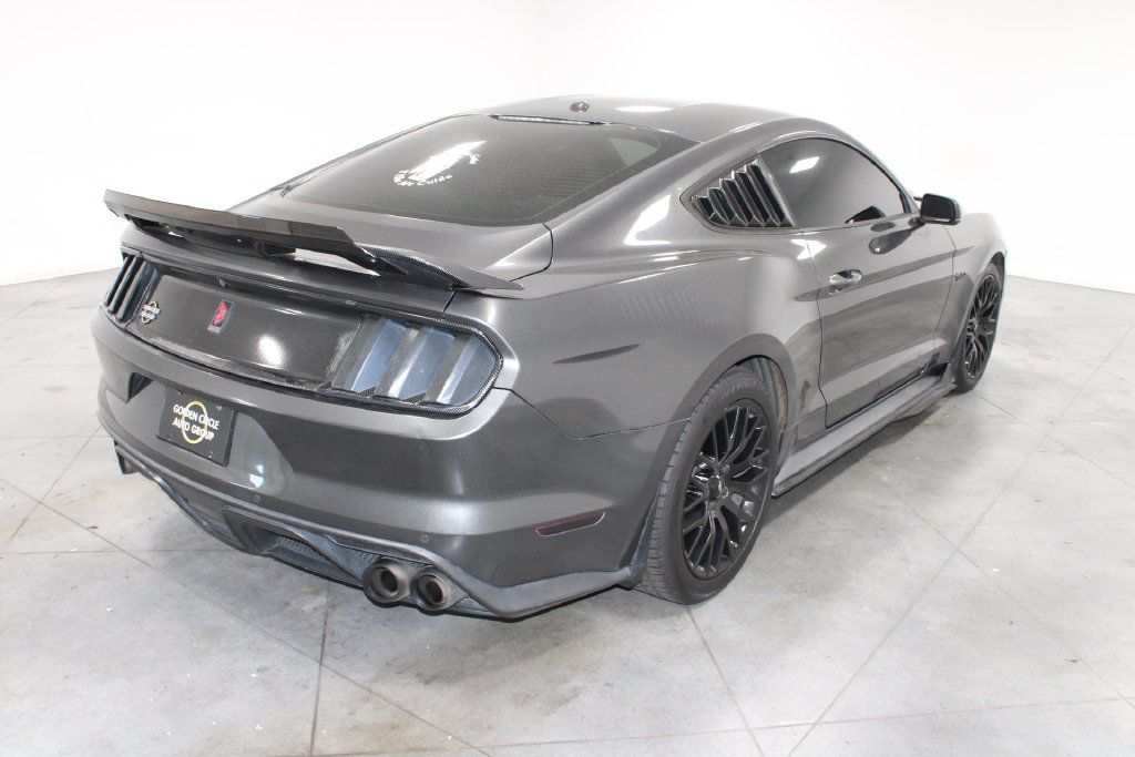 Used 2017 Ford Mustang GT Premium w/ GT Performance Package RWD image 9