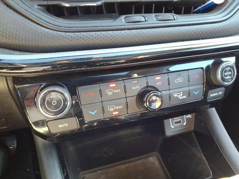 Certified 2022 Jeep Compass Trailhawk w/ Sun and Sound Group image 18