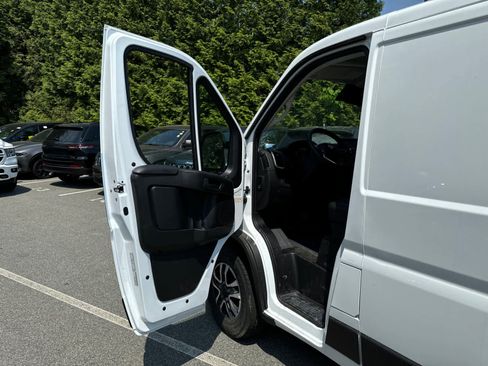 New 2024 RAM ProMaster 1500 w/ Quick Order Package 22H SLT+ FWD image 11