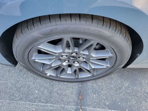 Used 2025 Ford Mustang GT Premium w/ GT Performance Package RWD image 8