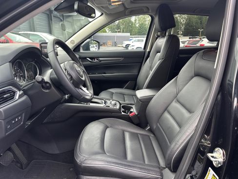 Certified 2025 MAZDA CX-5 AWD 2.5 S w/ Preferred Package image 9