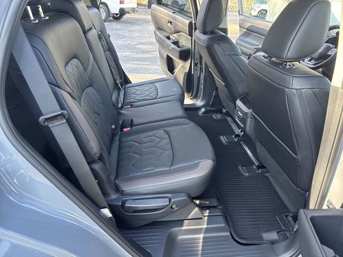 New 2026 Nissan Pathfinder Platinum image 11