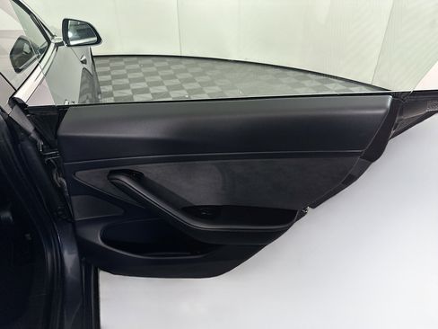Used 2020 Tesla Model 3 Long Range image 30