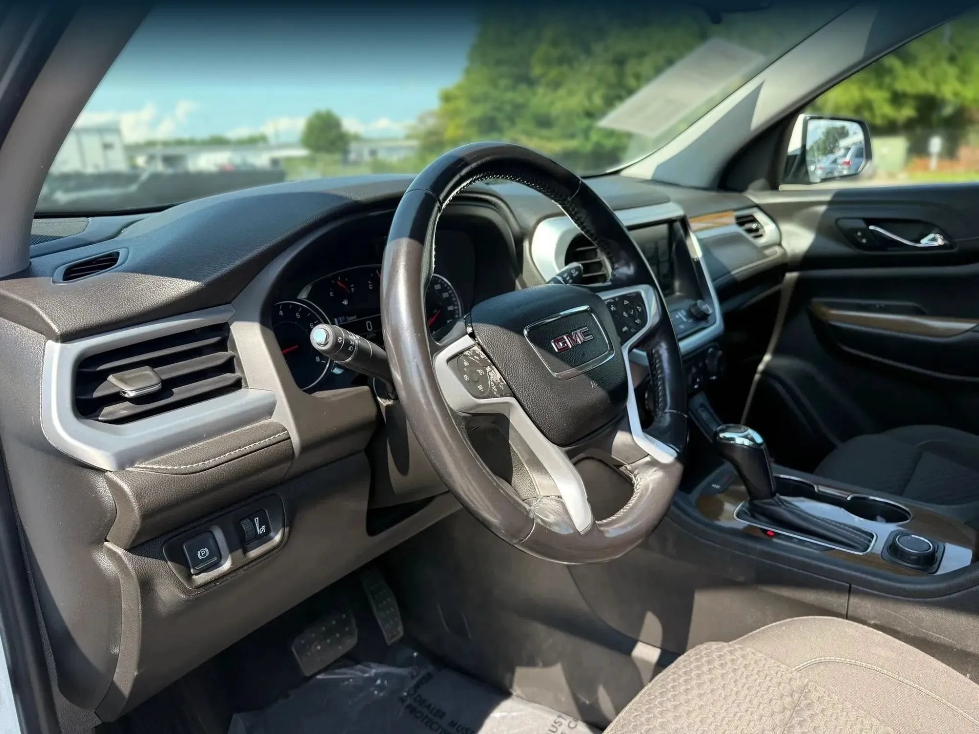 Used 2019 GMC Acadia SLE w/ Driver Alert Package I AWD/4WD image 17