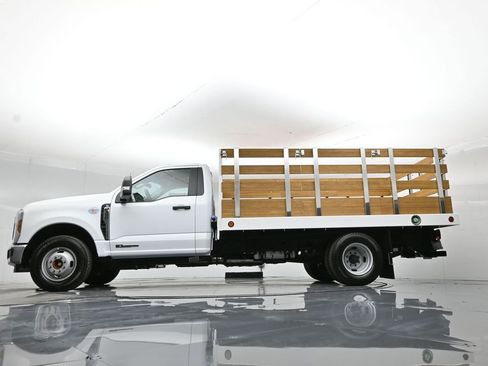 New 2026 Ford F350 XL w/ XL Chrome Package RWD image 41