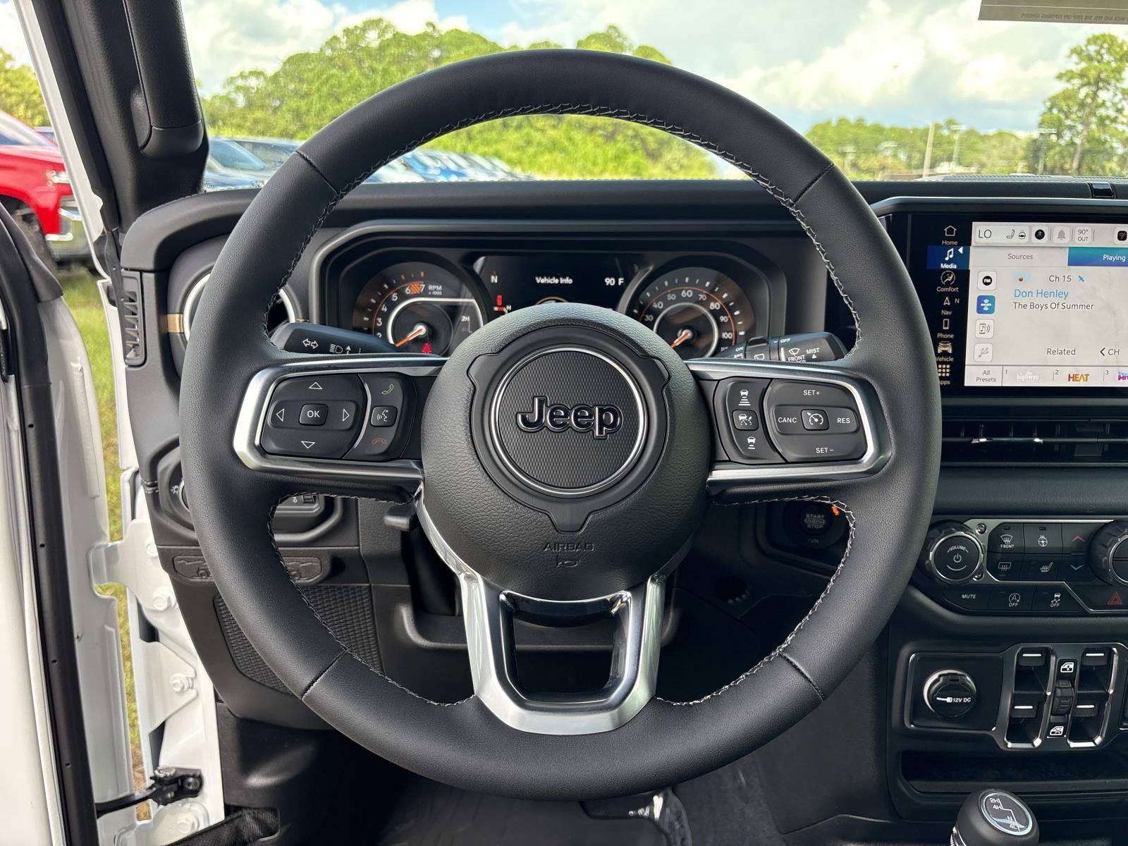 New 2027 Jeep Wrangler Unlimited Sahara AWD/4WD image 28