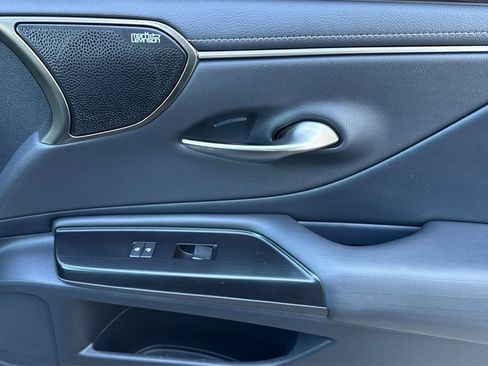 Used 2019 Lexus ES 350 Luxury image 20