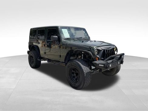 Used 2012 Jeep Wrangler Unlimited Sport AWD/4WD image 3