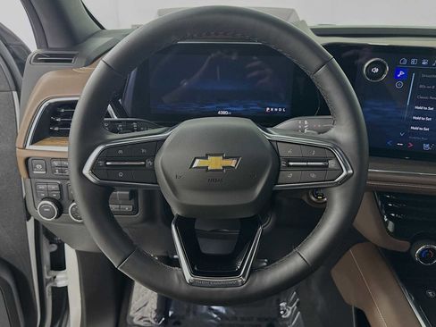 Used 2025 Chevrolet Tahoe High Country w/ Sun And Tow Package image 14