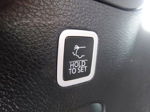 Used 2022 Jeep Wagoneer Series III image 66