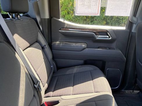 Used 2022 GMC Sierra 1500 Elevation w/ LPO, Elevation Black Package AWD/4WD image 40