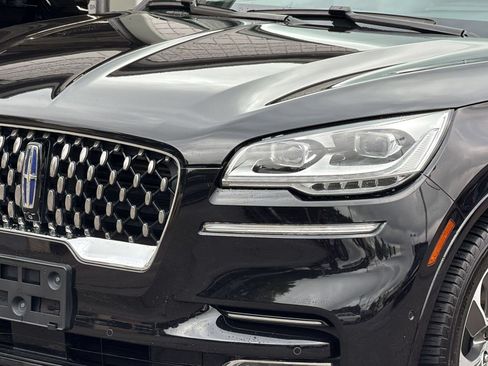 Used 2022 Lincoln Aviator Grand Touring w/ Equipment Group 301A AWD/4WD image 12