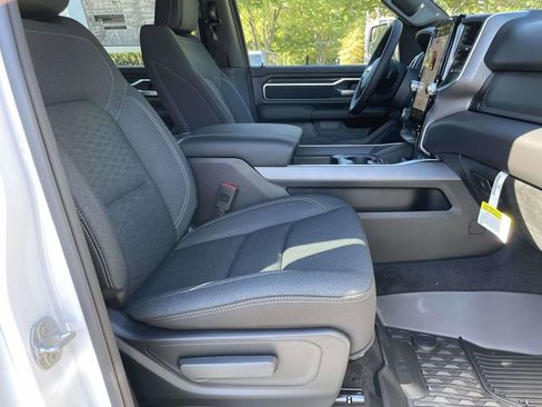 New 2026 RAM 1500 Big Horn AWD/4WD image 32
