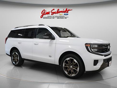Used 2025 Ford Expedition King Ranch AWD/4WD image 2