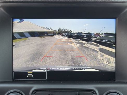 Used 2024 GMC Terrain SLT FWD image 25