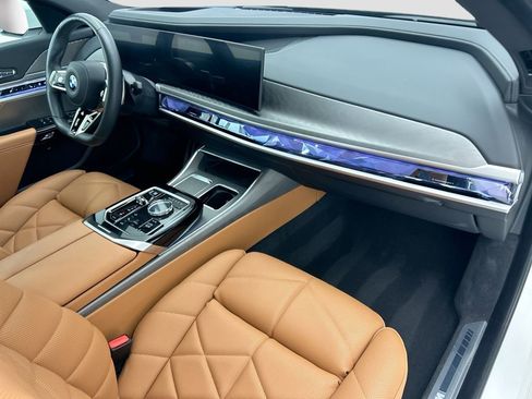 Certified 2023 BMW 740i RWD image 16