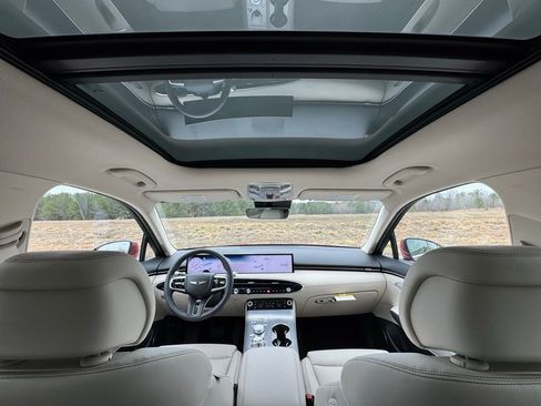 New 2026 Genesis GV70 2.5T Select image 3