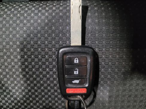 Used 2022 Honda HR-V LX image 32