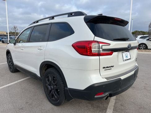Used 2023 Subaru Ascent Onyx Edition image 6