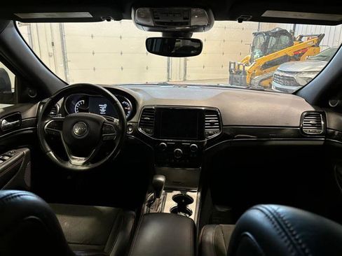 Used 2019 Jeep Grand Cherokee Trailhawk AWD/4WD image 10