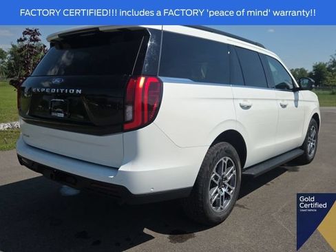 Used 2025 Ford Expedition Active AWD/4WD image 10