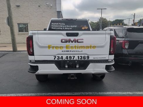Used 2022 GMC Sierra 2500 Denali w/ Denali Ultimate Package AWD/4WD image 7