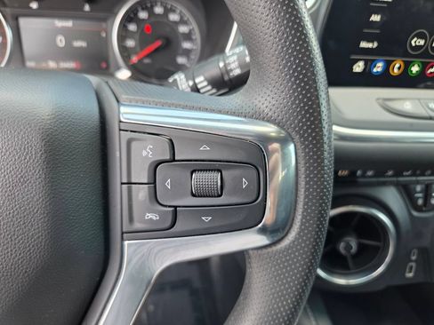Used 2023 Chevrolet Blazer LT FWD image 30