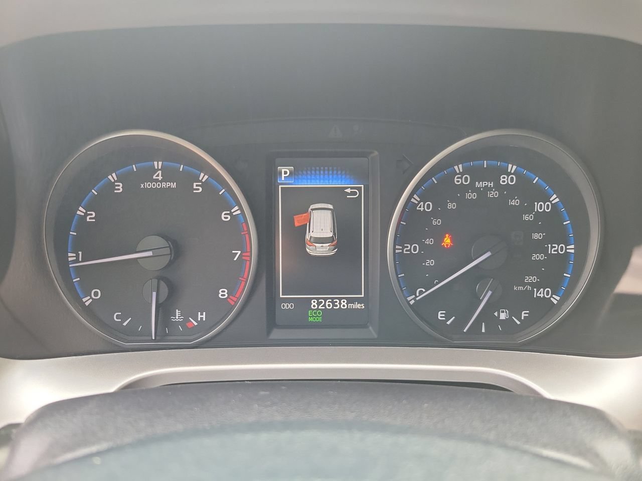 Used 2018 Toyota RAV4 XLE FWD image 21