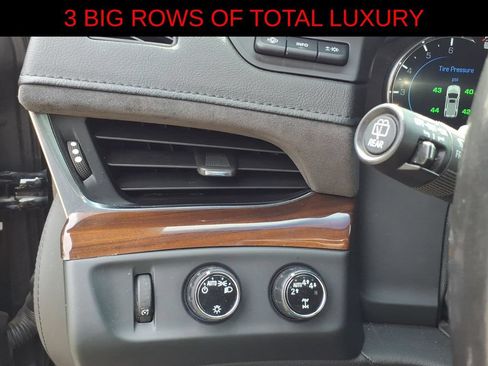 Used 2019 Cadillac Escalade ESV Luxury AWD/4WD image 20