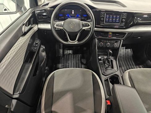 Used 2022 Volkswagen Taos S w/ IQ Drive S Package image 4