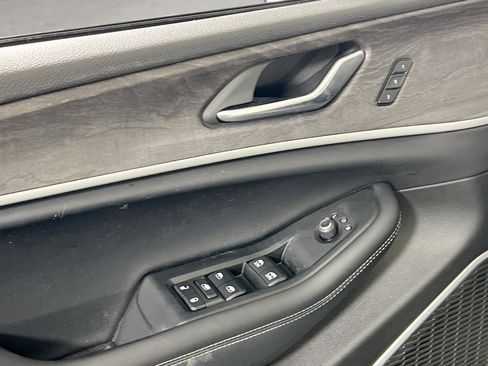 Used 2021 Jeep Grand Cherokee L Limited image 17