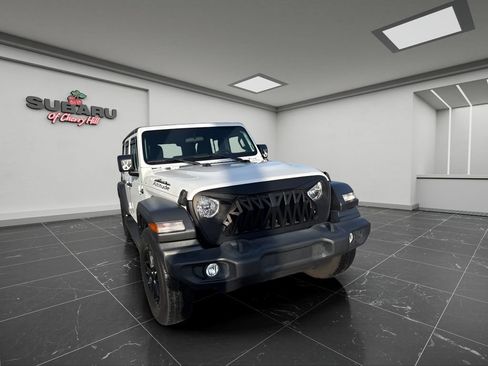 Used 2022 Jeep Wrangler Unlimited Sport AWD/4WD image 3