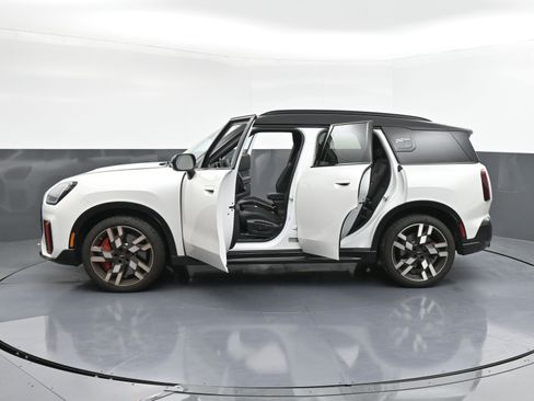 Used 2026 MINI Cooper Countryman John Cooper Works image 42