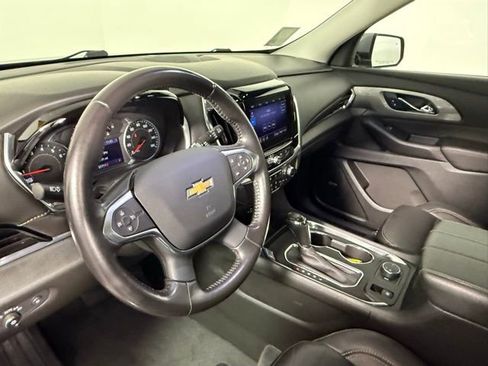 Used 2020 Chevrolet Traverse LT w/ LT Premium Package image 58