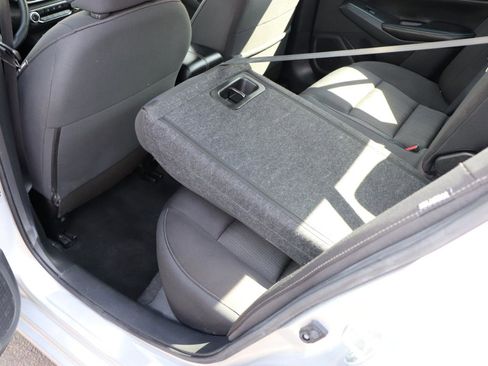 Used 2024 Nissan Altima 2.5 SV image 23